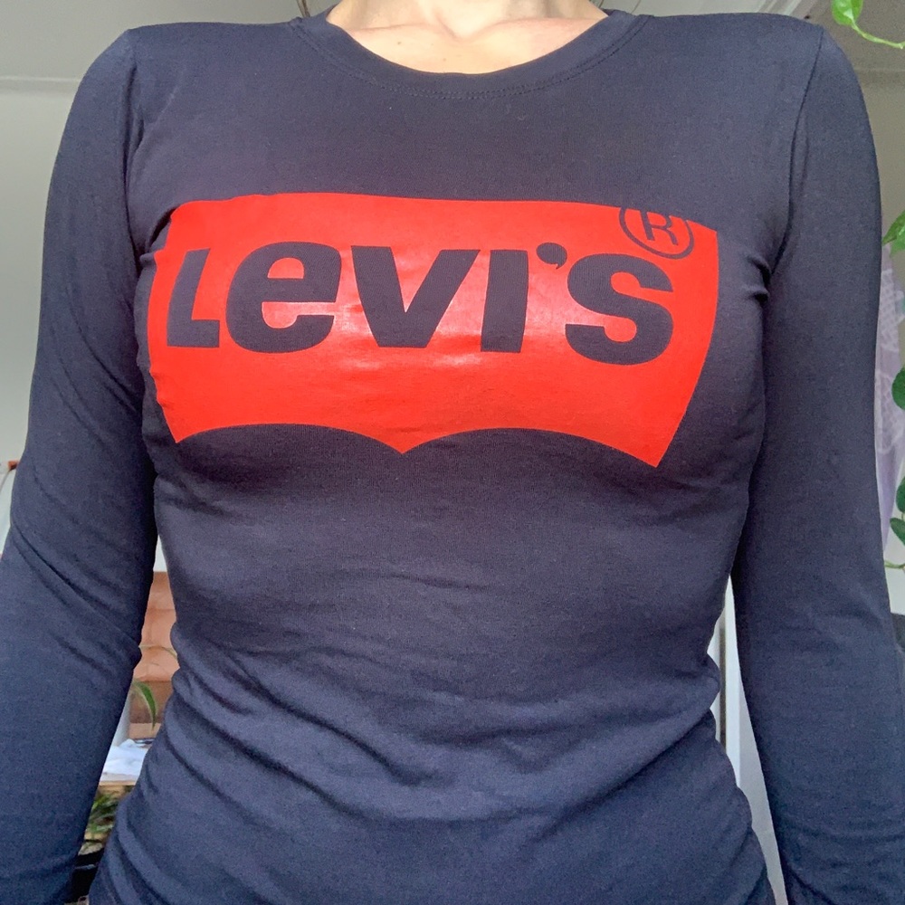 Levi’s basic black cotton shirt size S